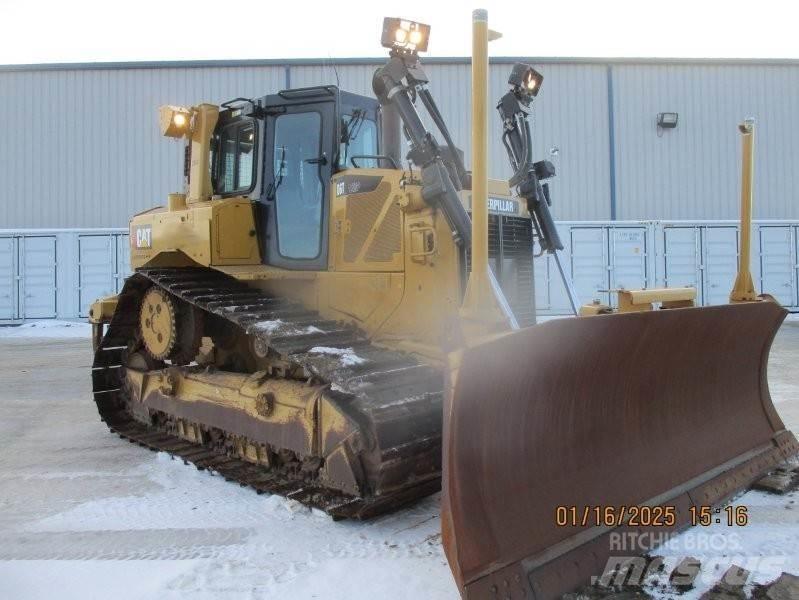 CAT D6T 履帶推土機