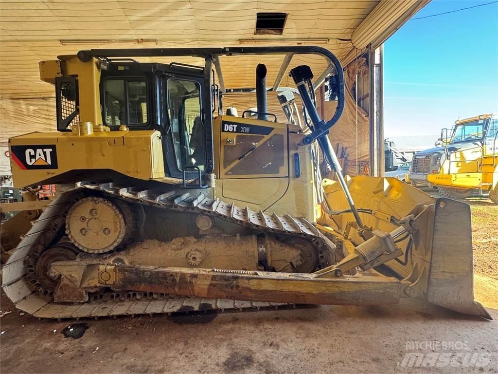 CAT D6T XW 履帶推土機