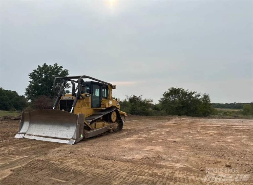 CAT D6T XW 履帶推土機