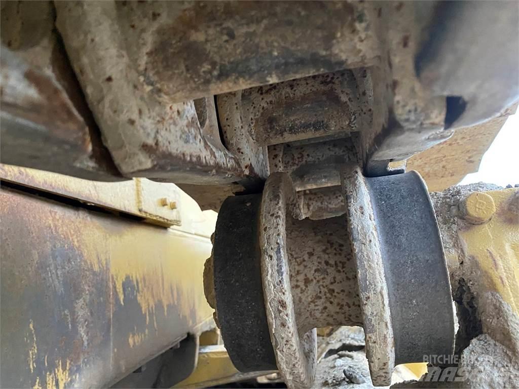 CAT D7E 履帶推土機