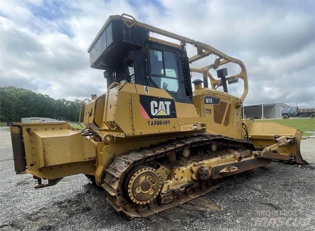 CAT D7E 履帶推土機