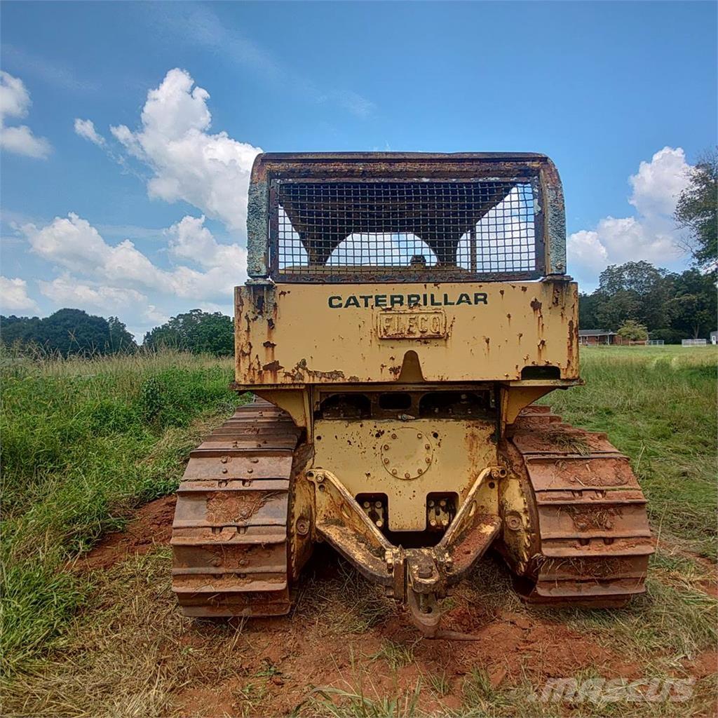 CAT D7E 履帶推土機