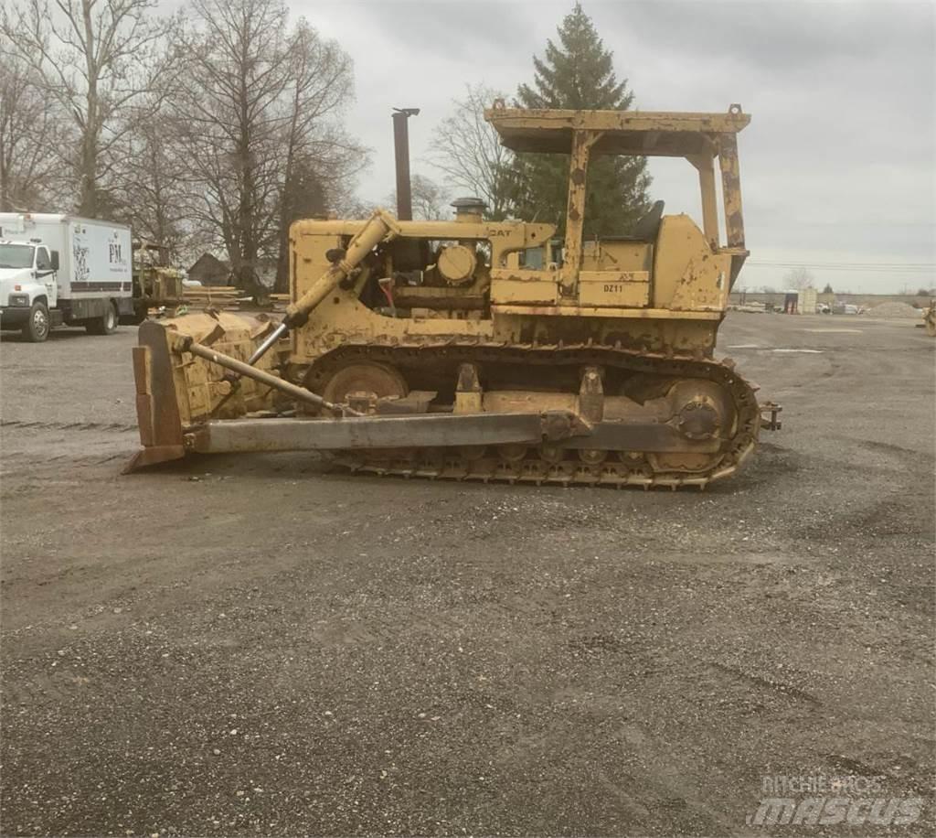 CAT D7F 履帶推土機