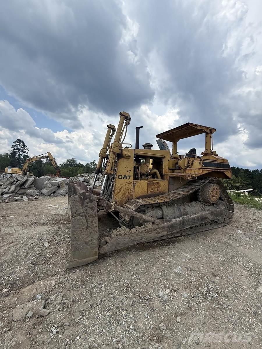 CAT D7H 履帶推土機