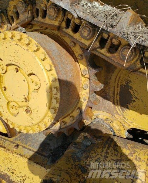CAT D7R 履帶推土機