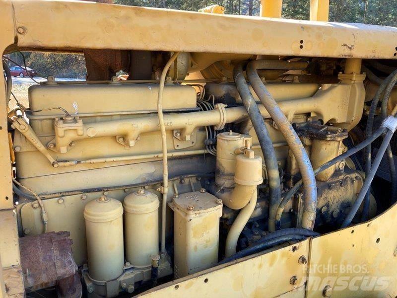 CAT D8H 履帶推土機