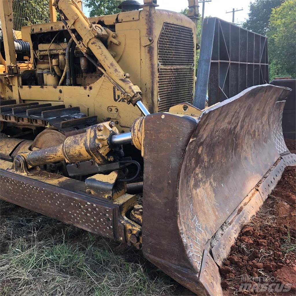 CAT D8H 履帶推土機