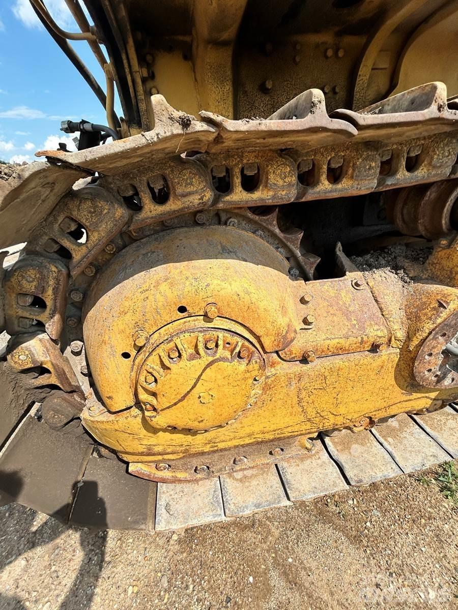 CAT D8H 履帶推土機