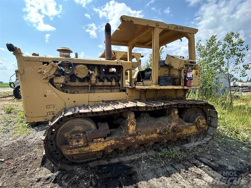 CAT D8H 履帶推土機
