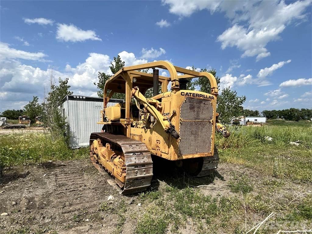 CAT D8H 履帶推土機