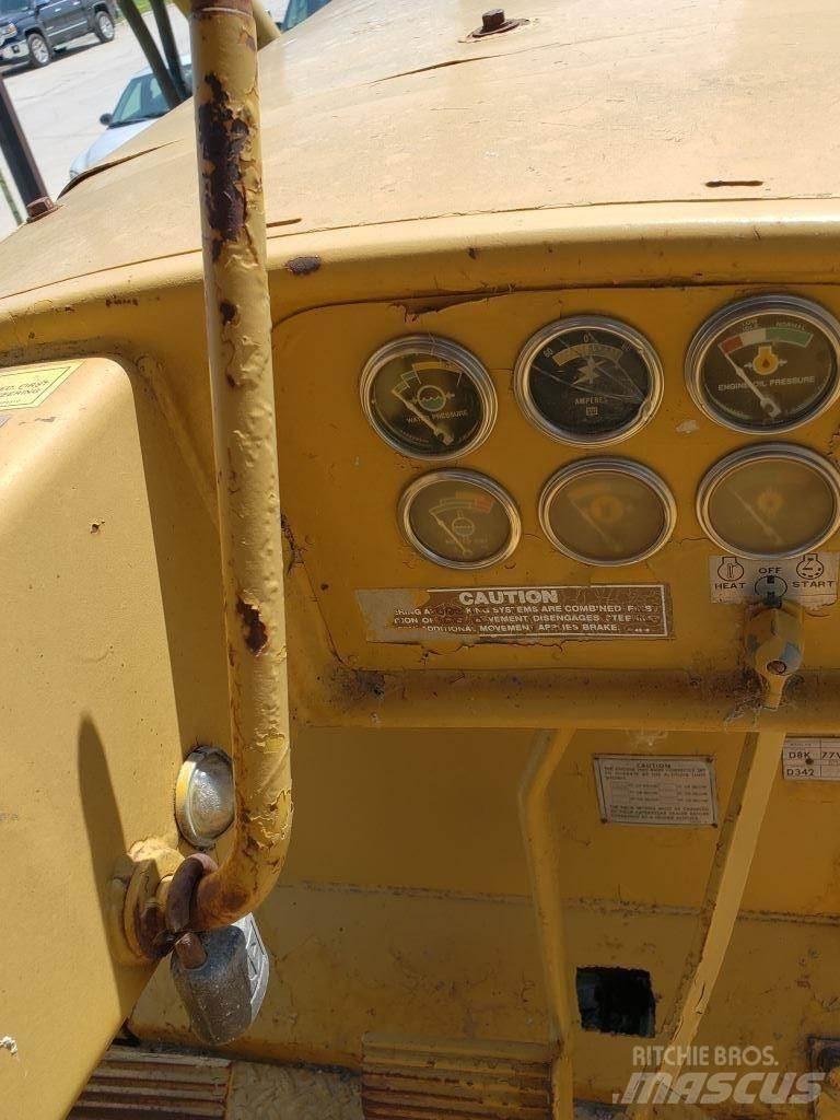 CAT D8K 履帶推土機