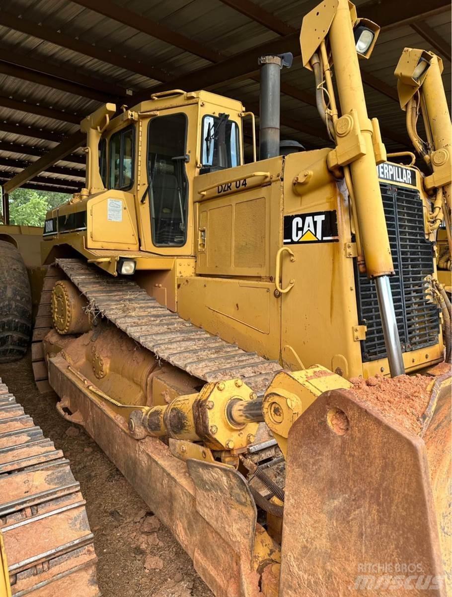 CAT D8N 履帶推土機