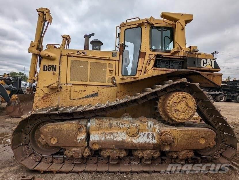 CAT D8N 履帶推土機