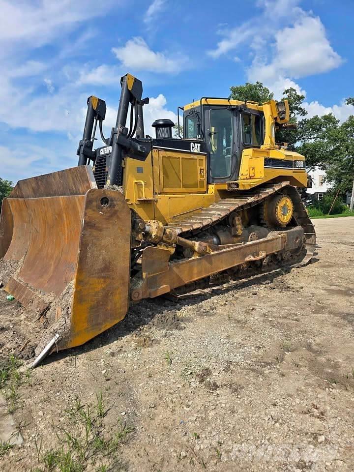 CAT D8R 履帶推土機
