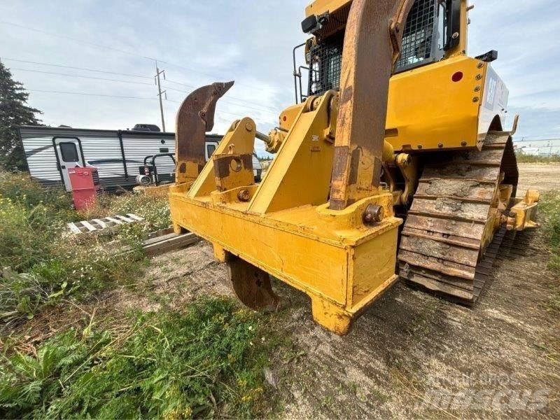 CAT D8T 履帶推土機