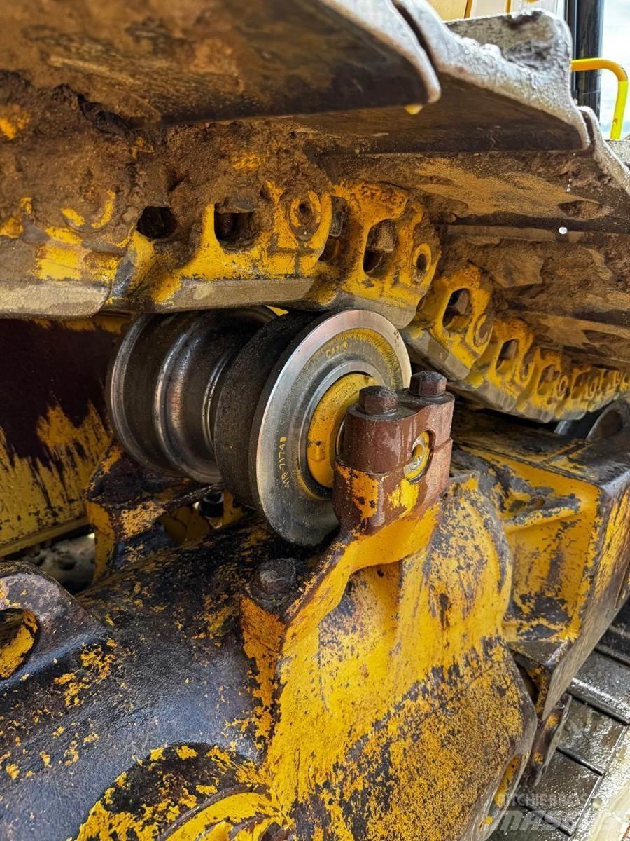 CAT D8T 履帶推土機
