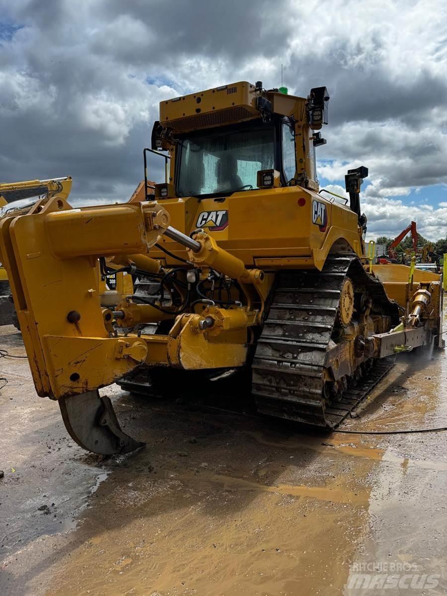 CAT D8T 履帶推土機