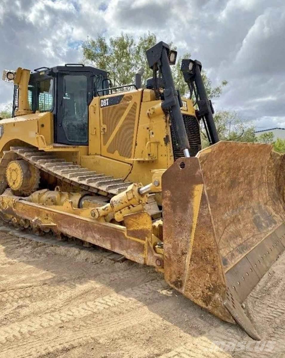 CAT D8T 履帶推土機