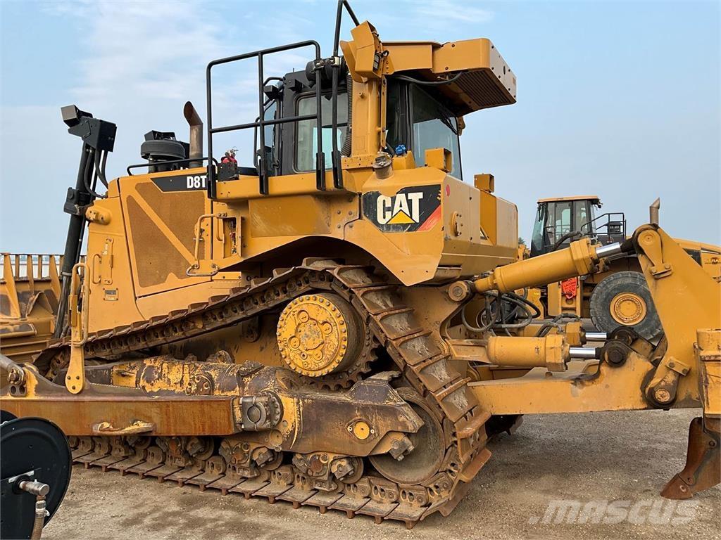 CAT D8T 履帶推土機