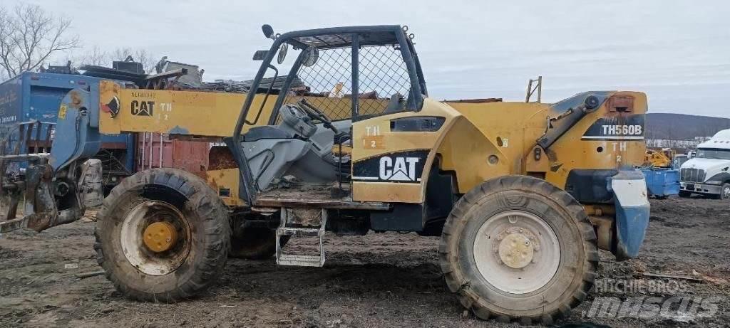 CAT TH560B 伸縮臂操作車