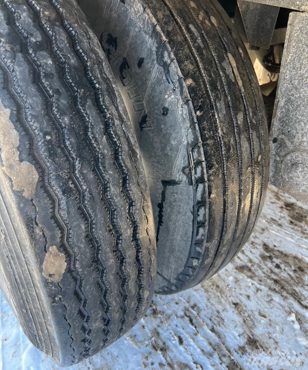  Coras 38’ 傾卸式拖車