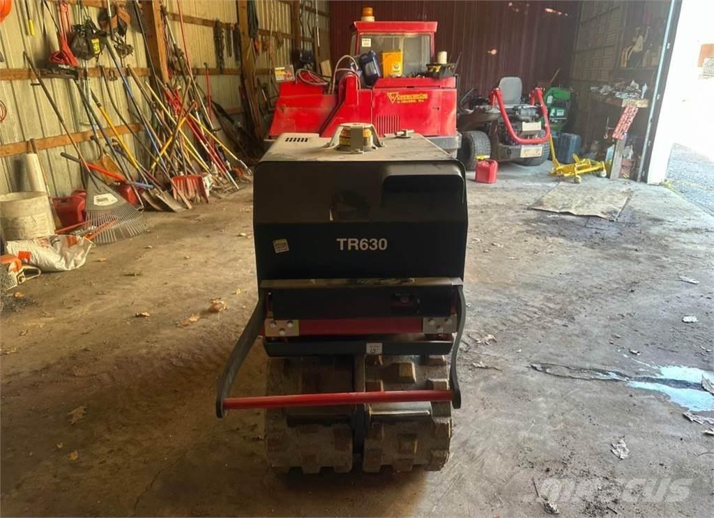  CP TR630 拖式振動滾壓機