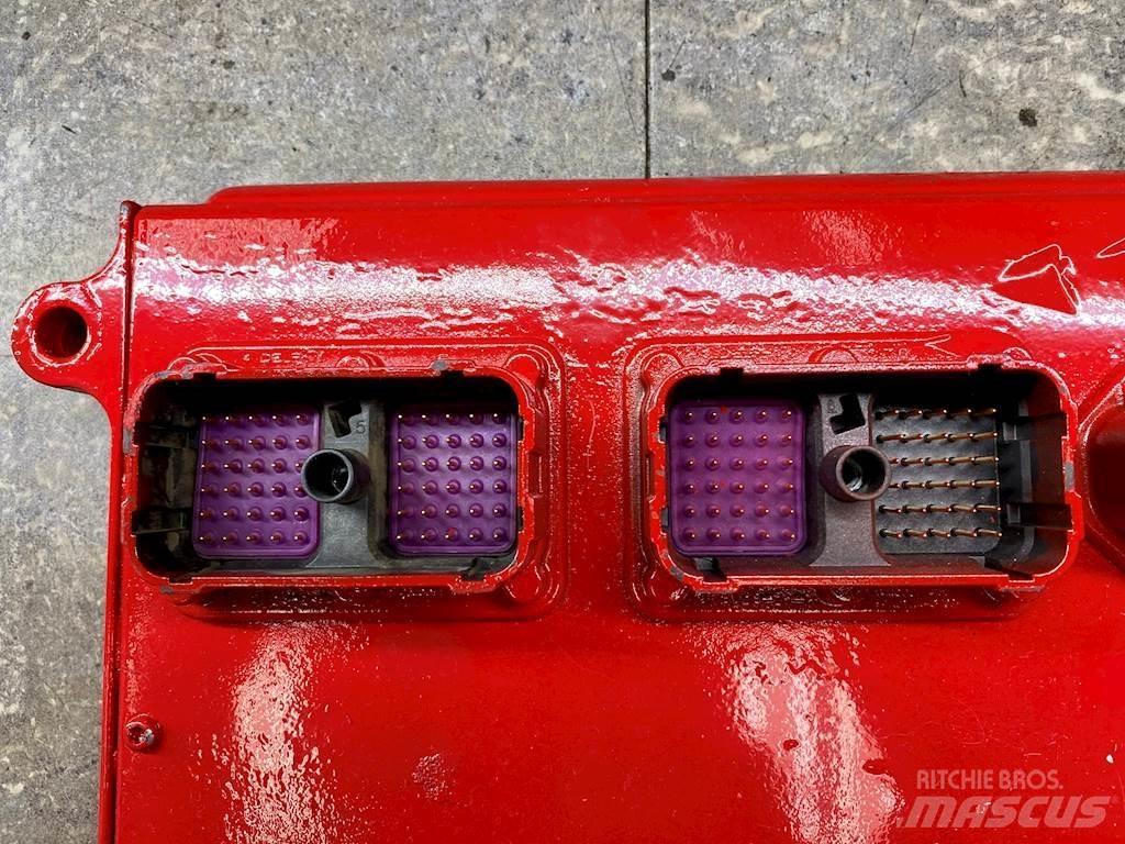 Cummins  電子設備
