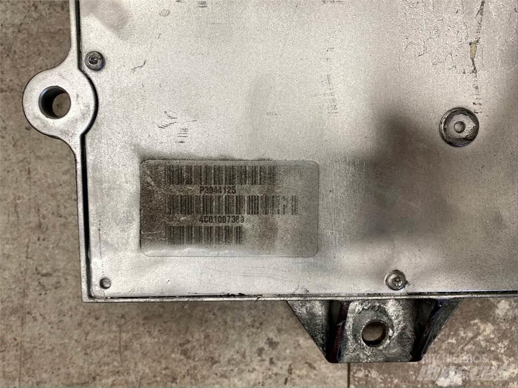 Cummins  電子設備