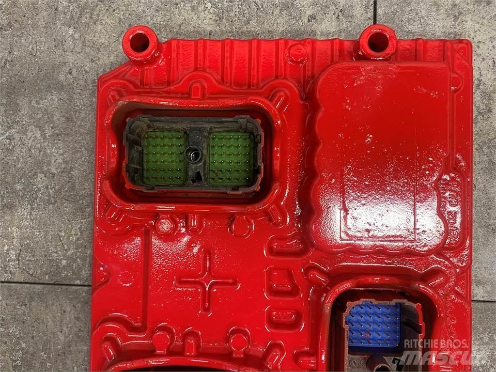 Cummins  電子設備
