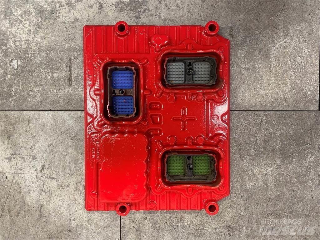Cummins  電子設備