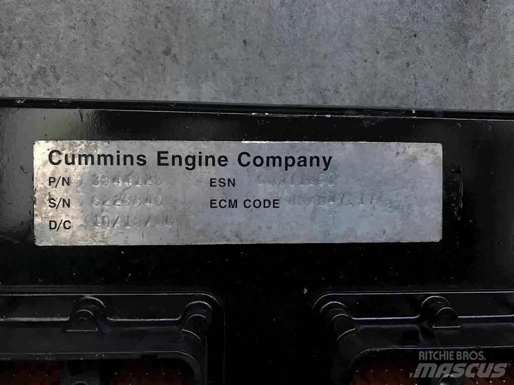 Cummins  電子設備