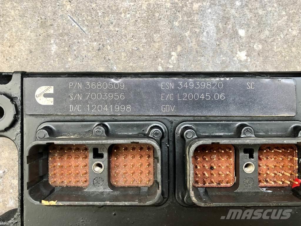 Cummins ISM 電子設備