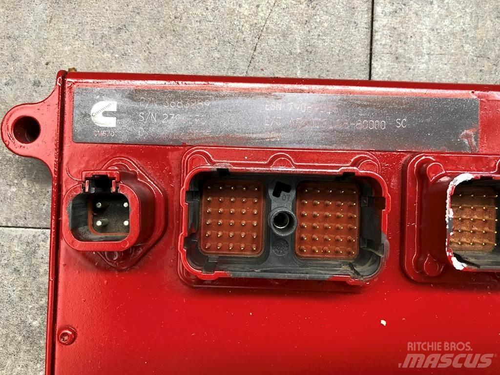 Cummins ISX 電子設備
