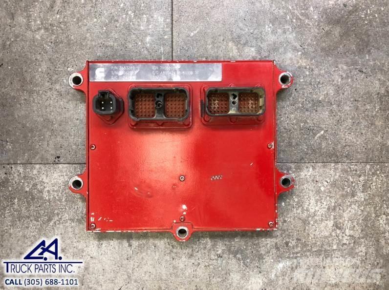 Cummins ISX 電子設備