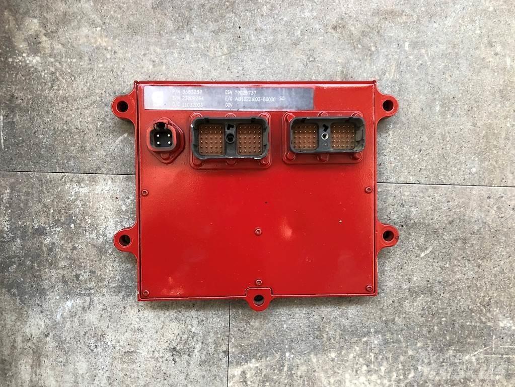 Cummins ISX 電子設備