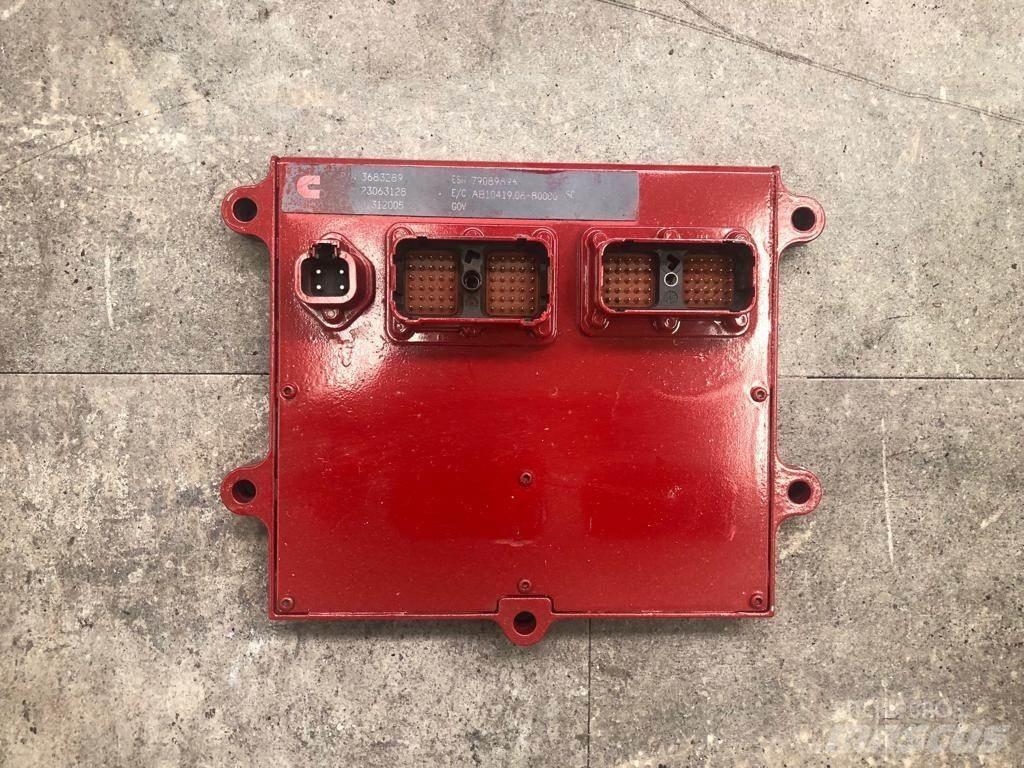 Cummins ISX 電子設備