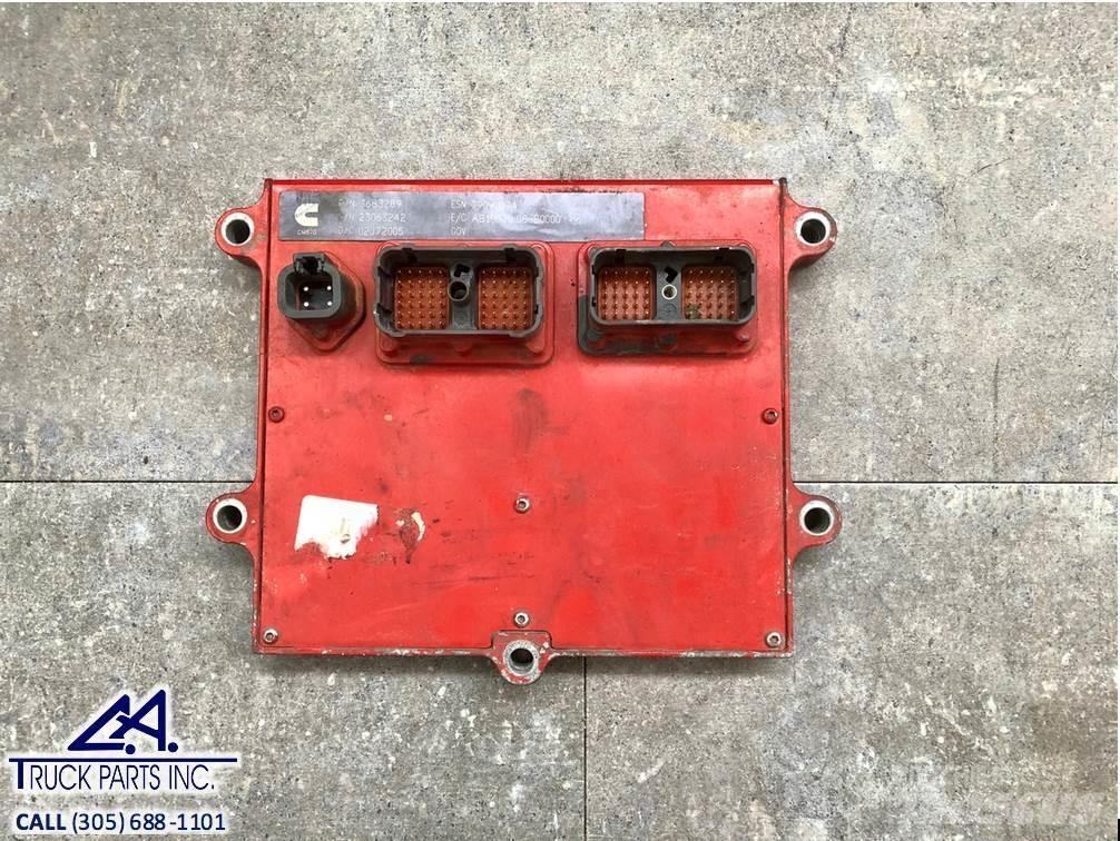 Cummins ISX 電子設備