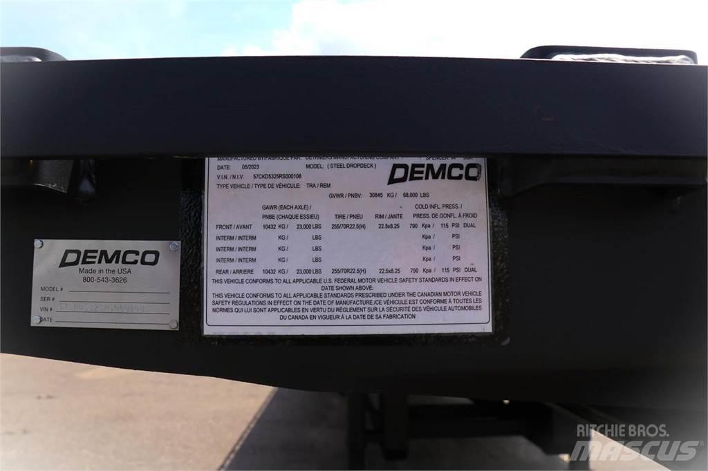 Demco  平台/側卸半拖車