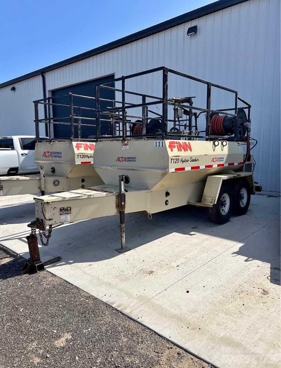 Finn T120 裝料斗、鼓風機和升降機
