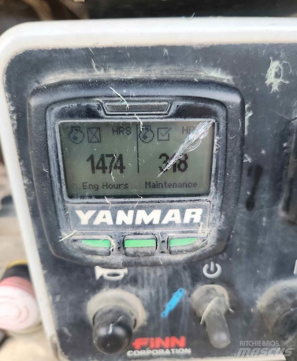 Finn T120 裝料斗、鼓風機和升降機