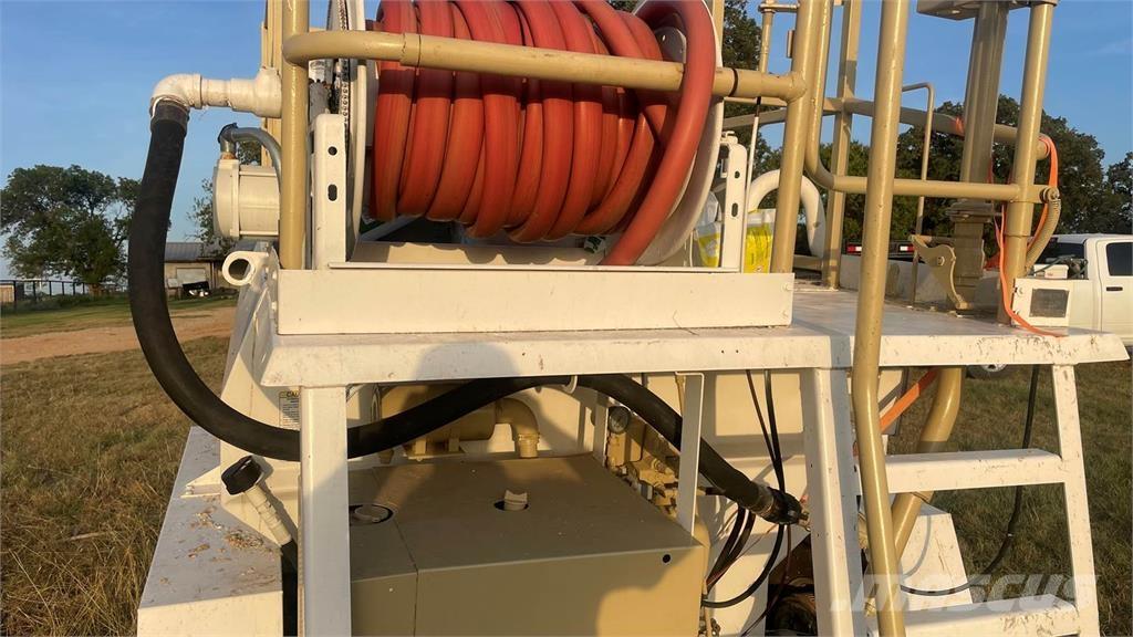 Finn T120 裝料斗、鼓風機和升降機