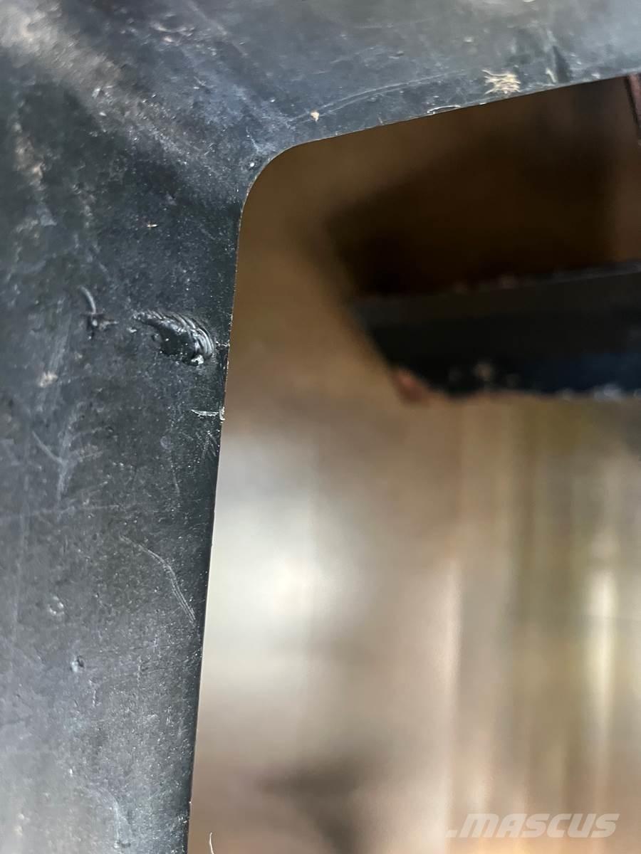 Finn T120 裝料斗、鼓風機和升降機