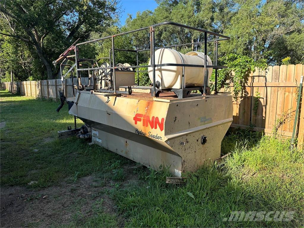 Finn T120 裝料斗、鼓風機和升降機