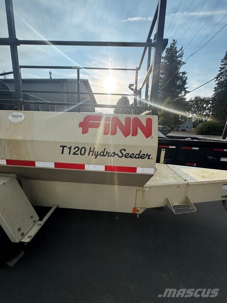 Finn T120 裝料斗、鼓風機和升降機