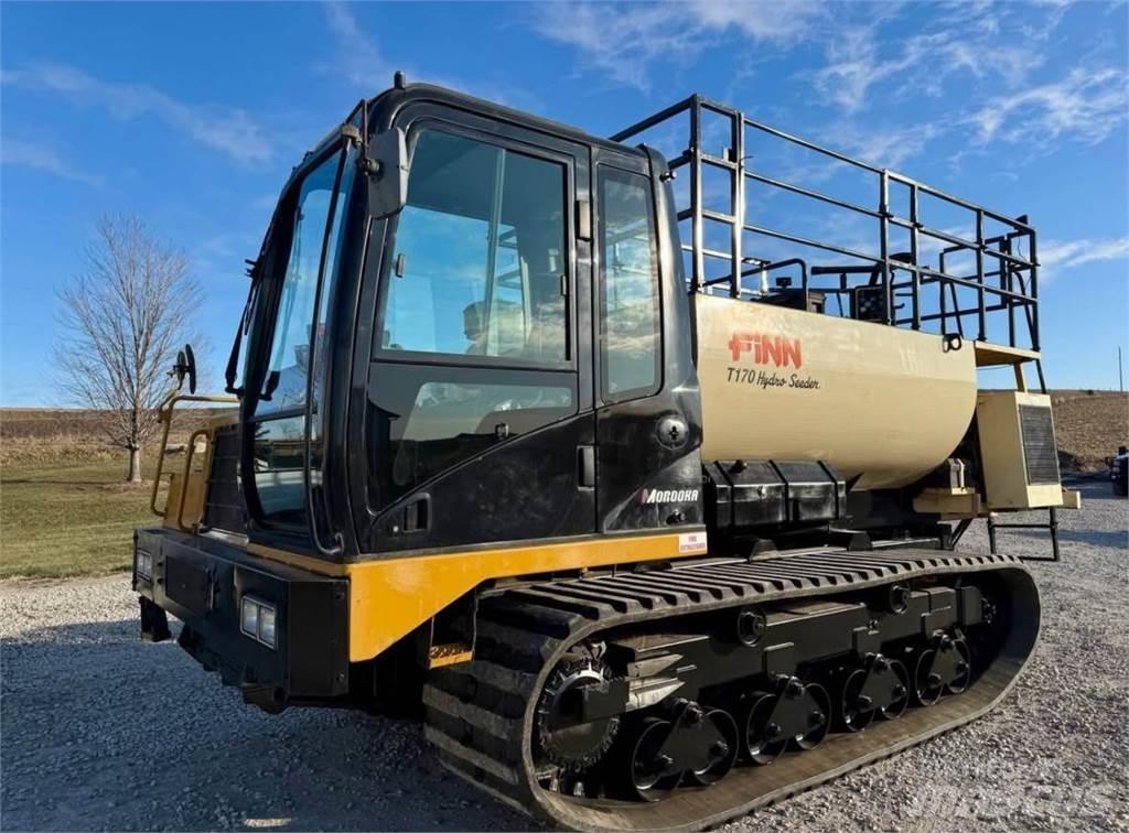 Finn T170 裝料斗、鼓風機和升降機