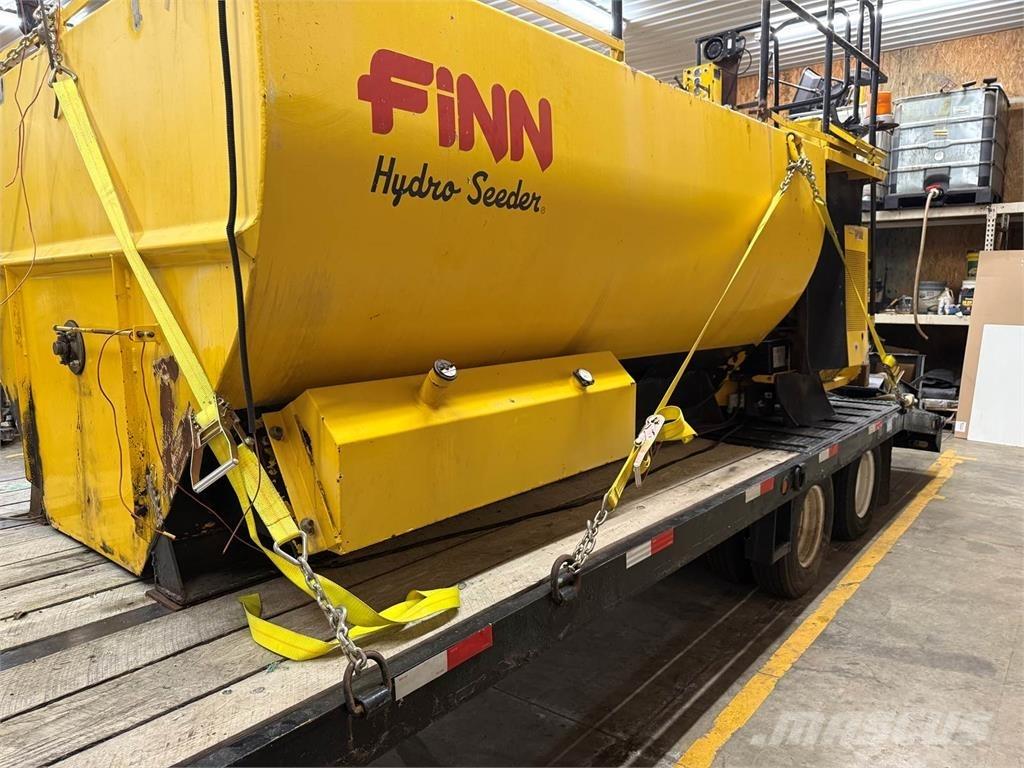 Finn T170 裝料斗、鼓風機和升降機