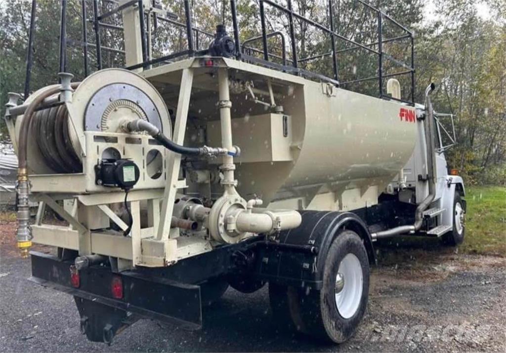 Finn T170 裝料斗、鼓風機和升降機