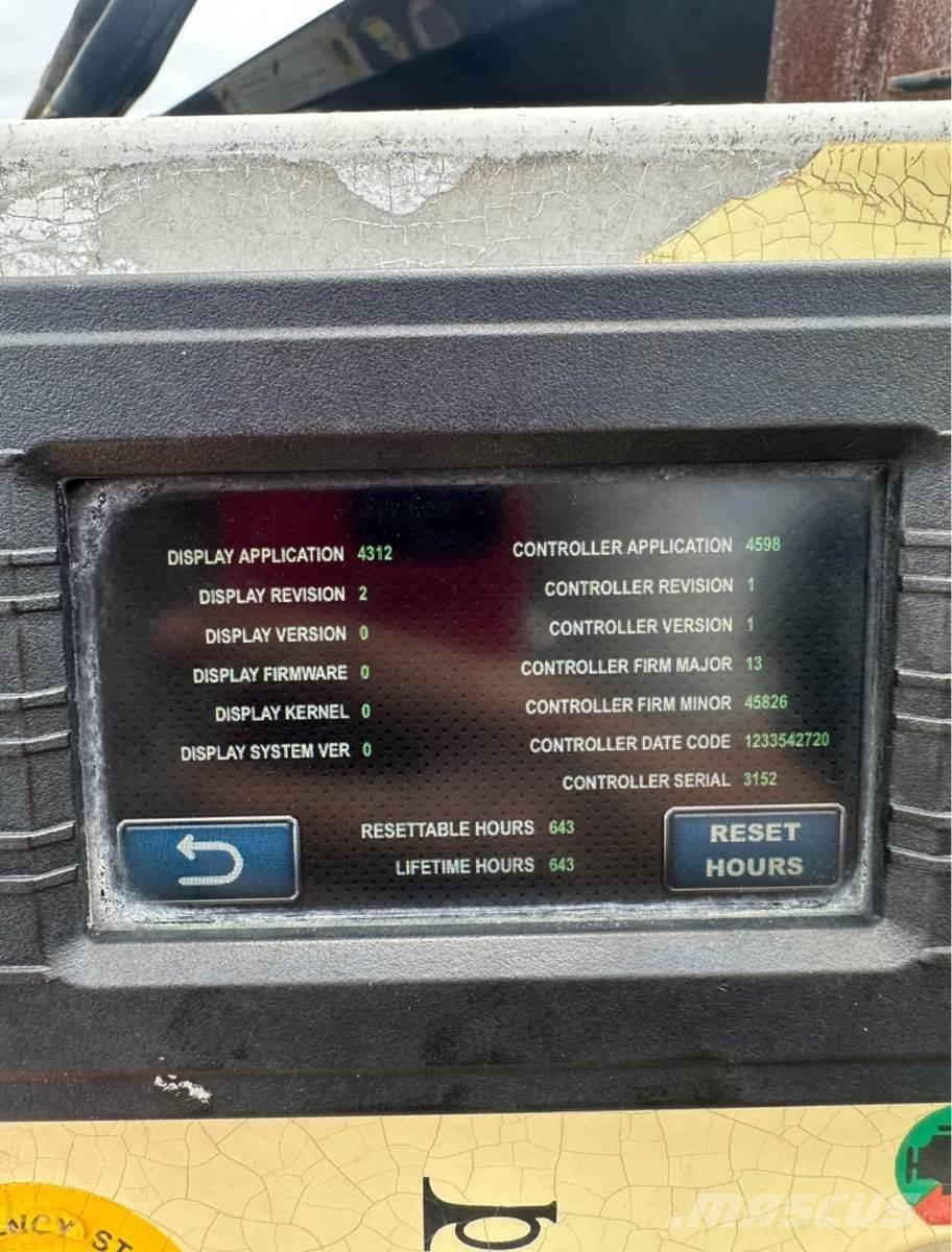 Finn T330 裝料斗、鼓風機和升降機