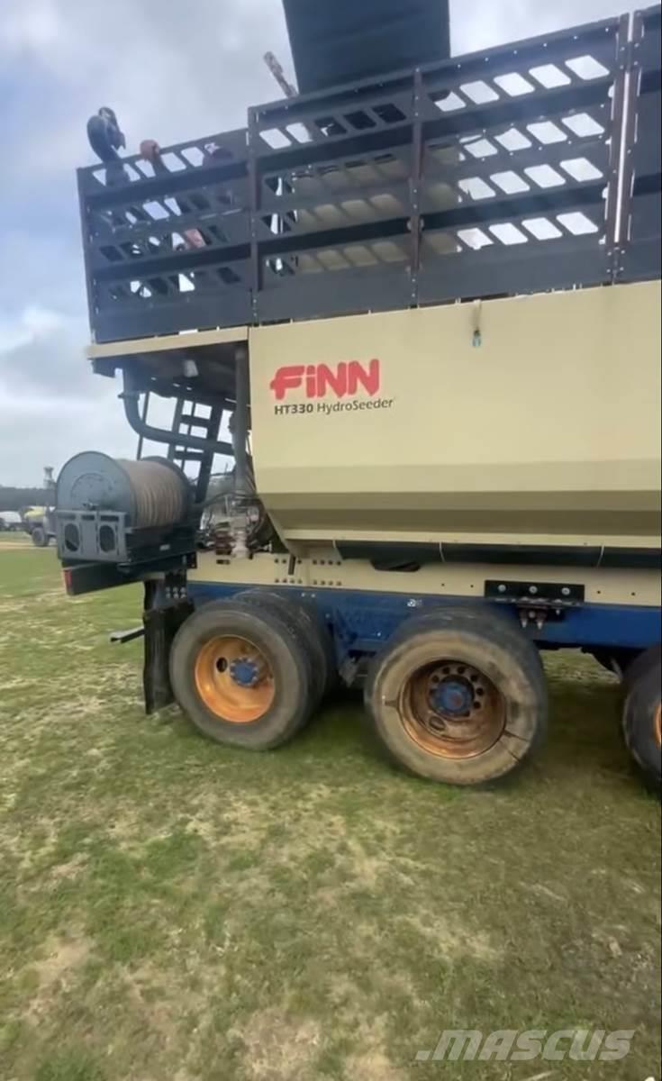 Finn T330 裝料斗、鼓風機和升降機