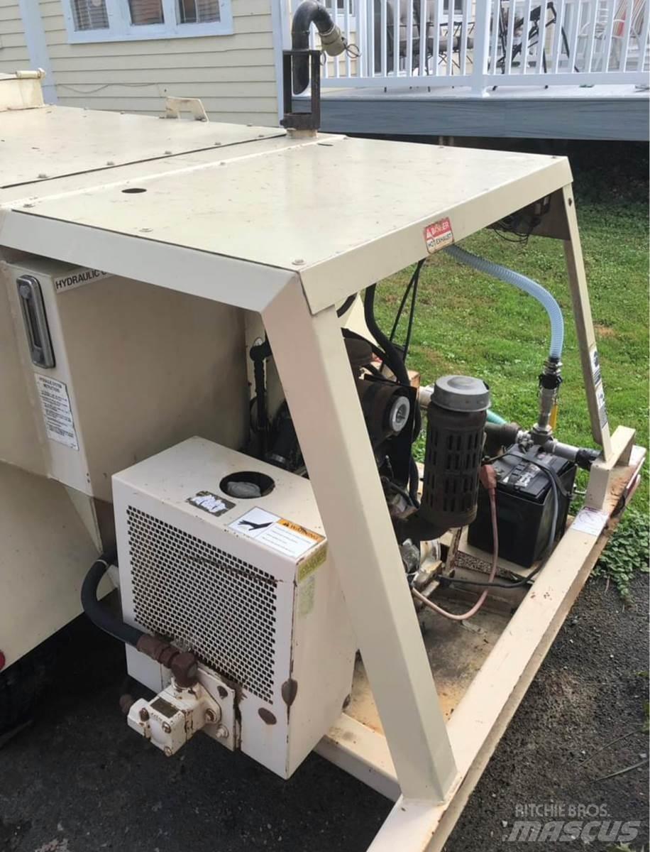 Finn T60 裝料斗、鼓風機和升降機